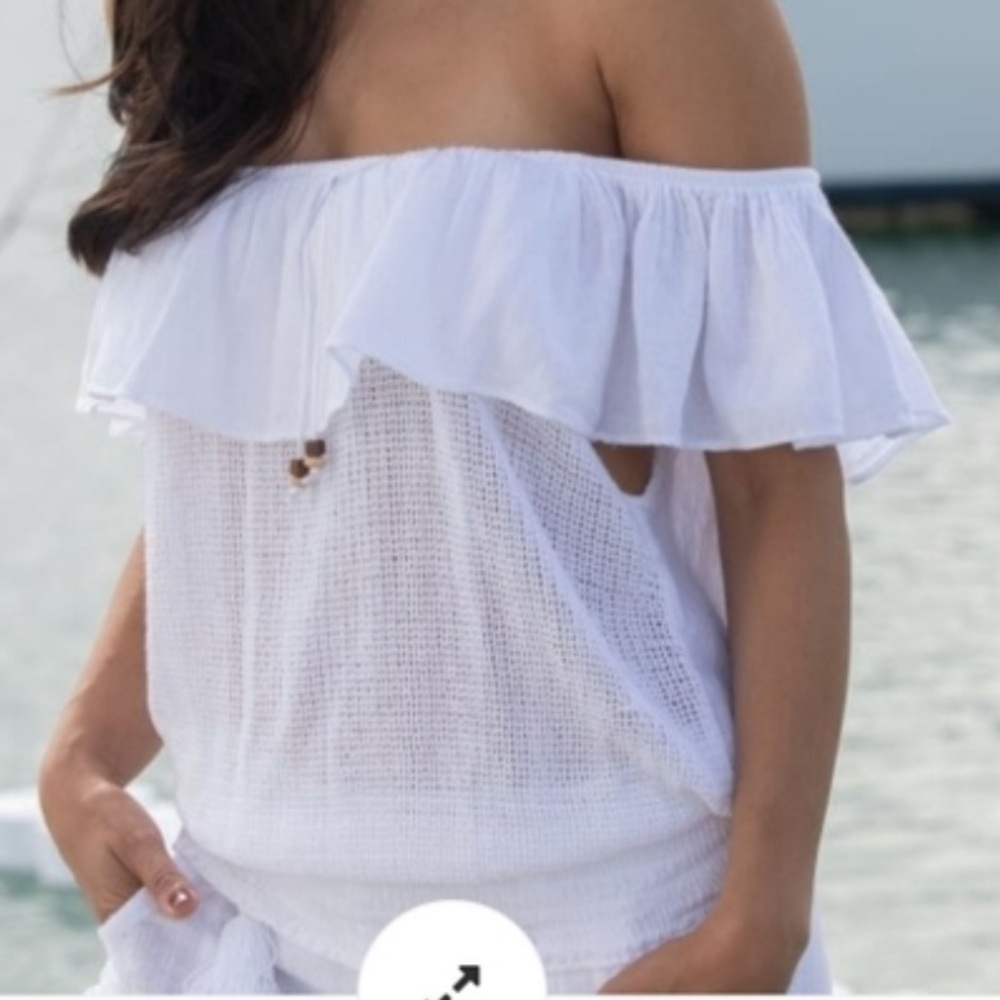 NEW White Off-Shoulder ruffled top